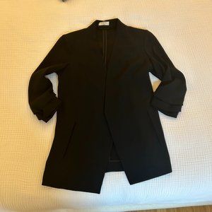 Aritzia Babaton Power Hip Blazer, Black, Size 6
